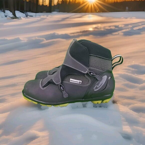 ✅Rossignol Mens BLACK Cross Country Ski Boots CRACKED BOTTOMS/SOLES DISPLAY ONLY - Picture 1 of 15
